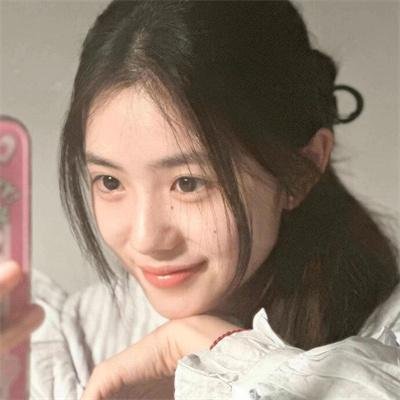 为黛茜小姐开车